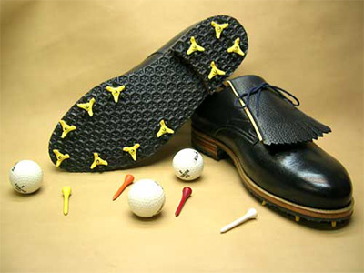 hangefertigter Golf-Maßschuh mit SpikesVon Schuhsalon Schuller